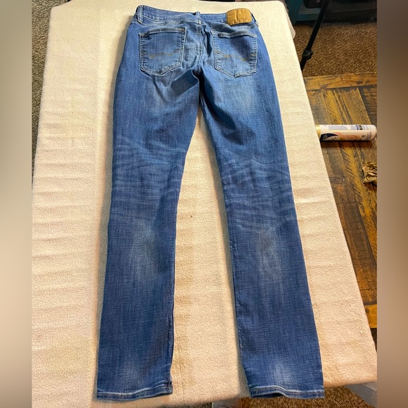 American Eagle Jeans - Picture 2 of 5